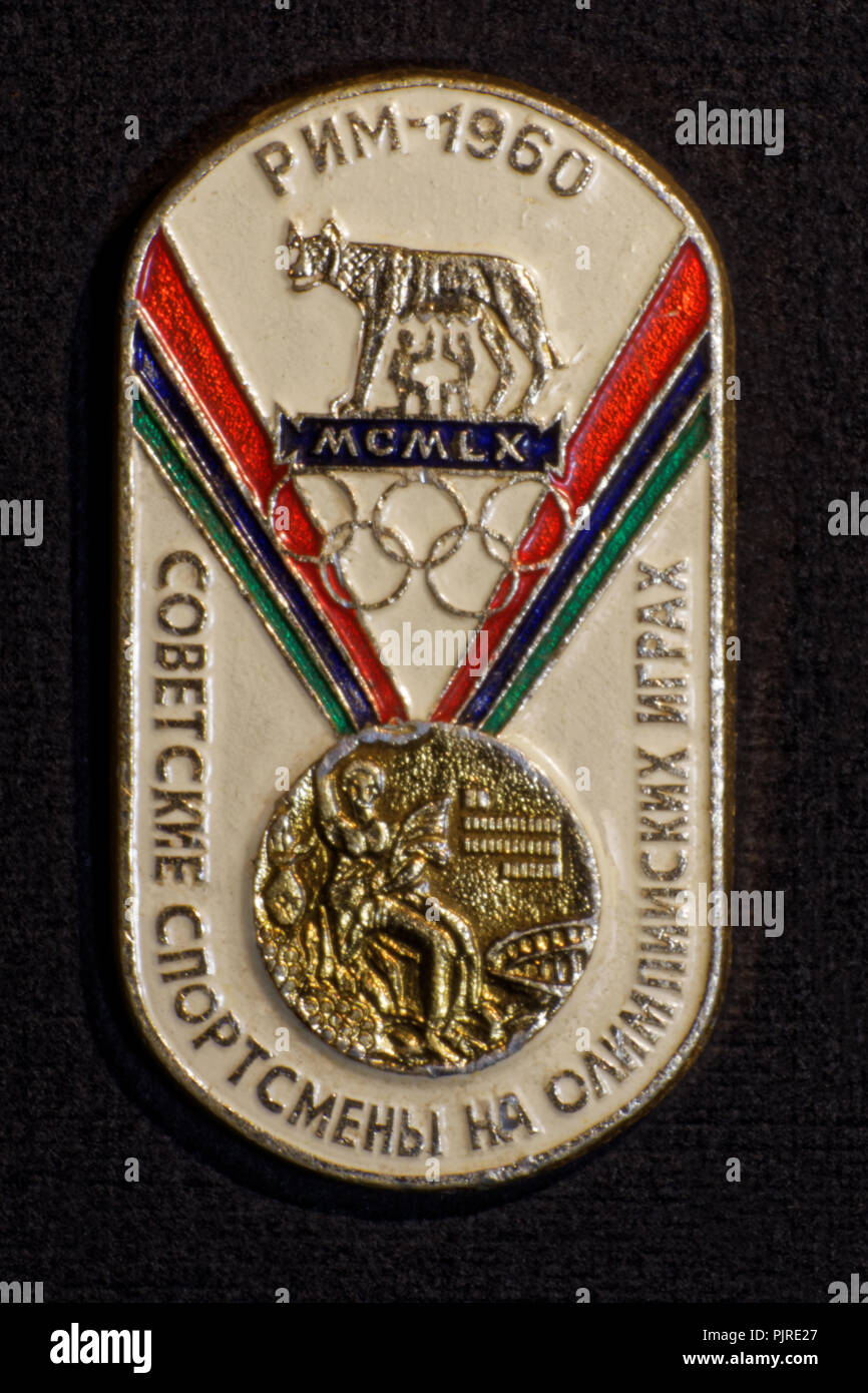 Un insigne soviétique "athlètes aux Jeux Olympiques',URSS, Russie Banque D'Images