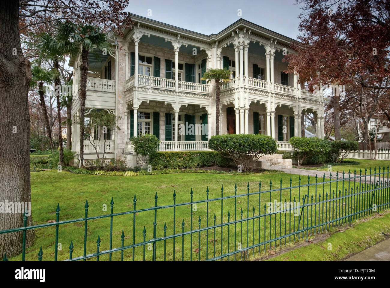 Chabot chambre style villa italienne, Texas, monument historique, en hiver, à Madison dans King William Street Historic District à San Antonio, Texas, USA Banque D'Images