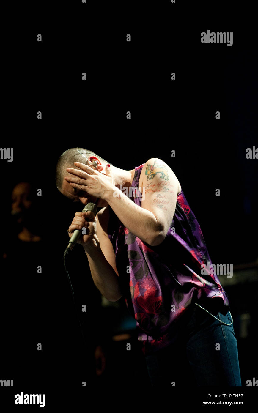 L'auteur-compositeur irlandaise Sinéad O'Connor en concert à Bruxelles (Belgique, 12/04/2012) Banque D'Images