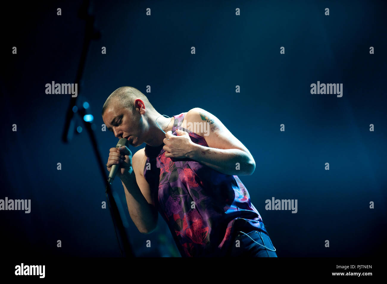 L'auteur-compositeur irlandaise Sinéad O'Connor en concert à Bruxelles (Belgique, 12/04/2012) Banque D'Images