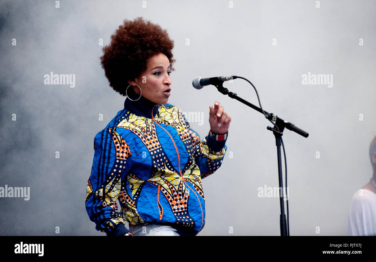 English alternative hip hop/acid jazz stéréo groupe MC's au Suikerrock festival à Tienen (Belgique, 29/07/2010) Banque D'Images
