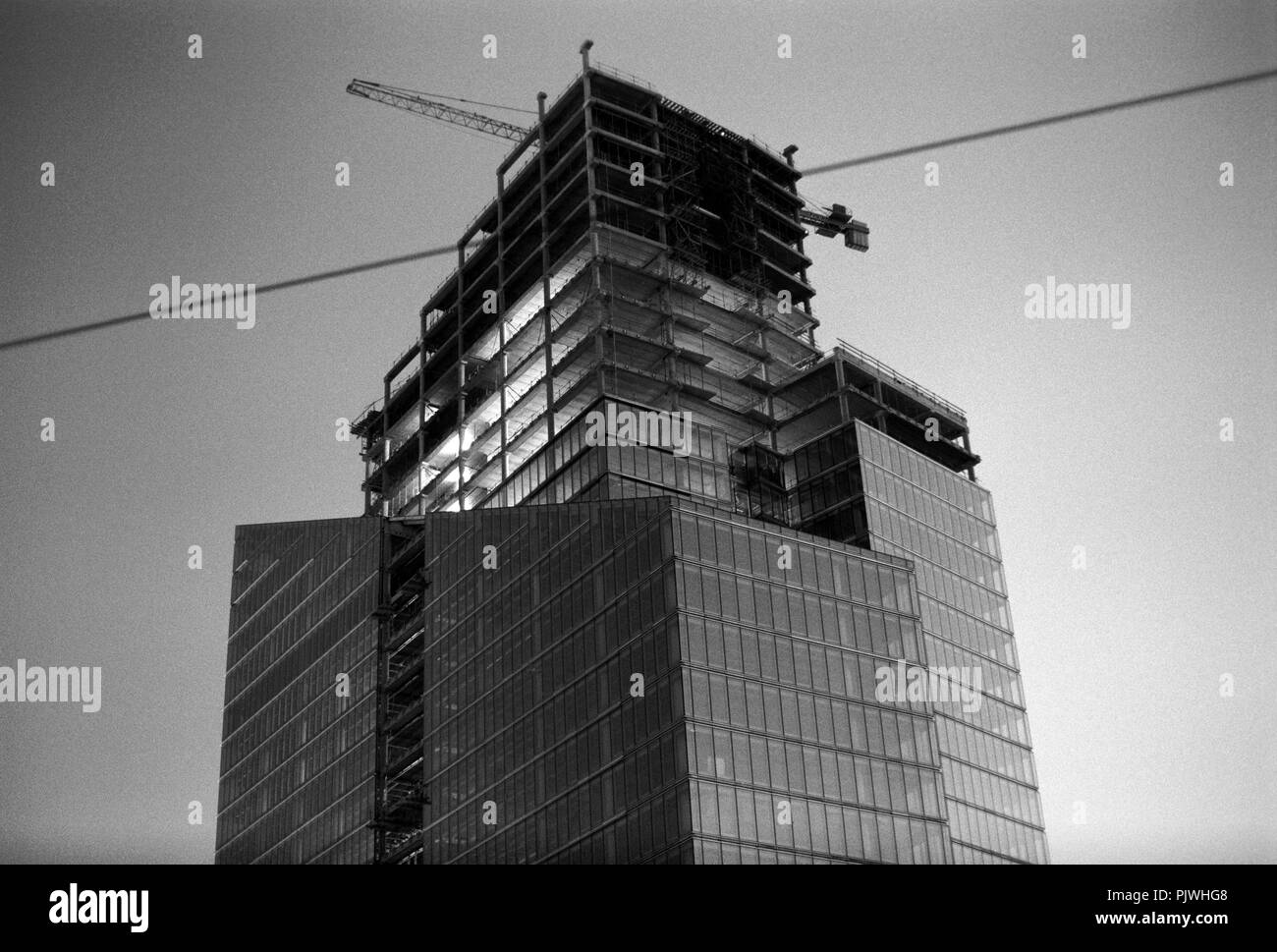 La Tour Dexia et Covent Garden Tours B dans la construction au coucher du soleil autour de la Place Rogier, à Bruxelles (Belgique, 07/2005) Banque D'Images