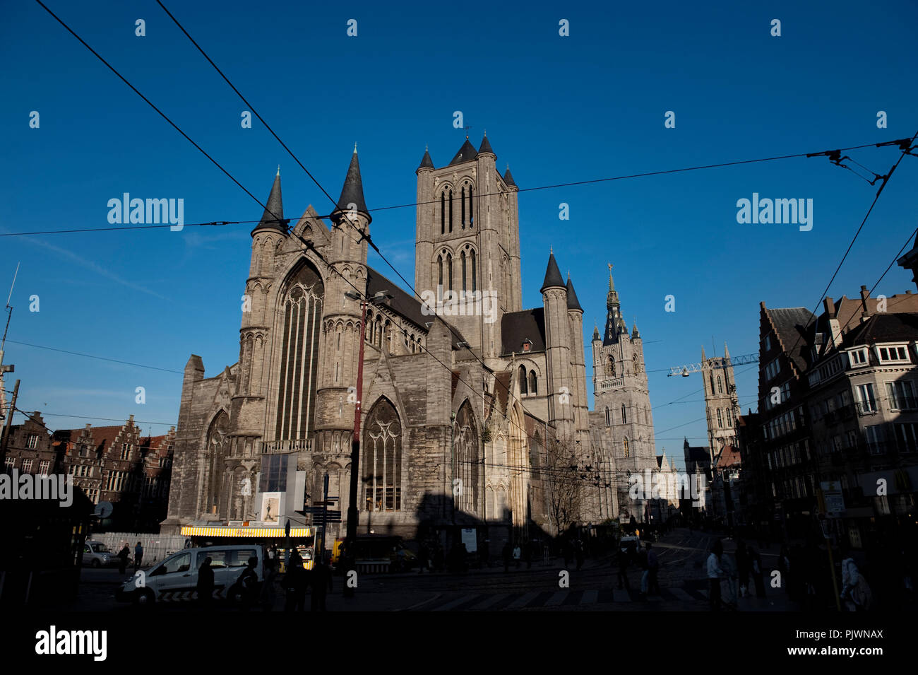 L'église St Nicolas sur la place Emile Braun à Gand (Belgique, 20/03/2009) Banque D'Images