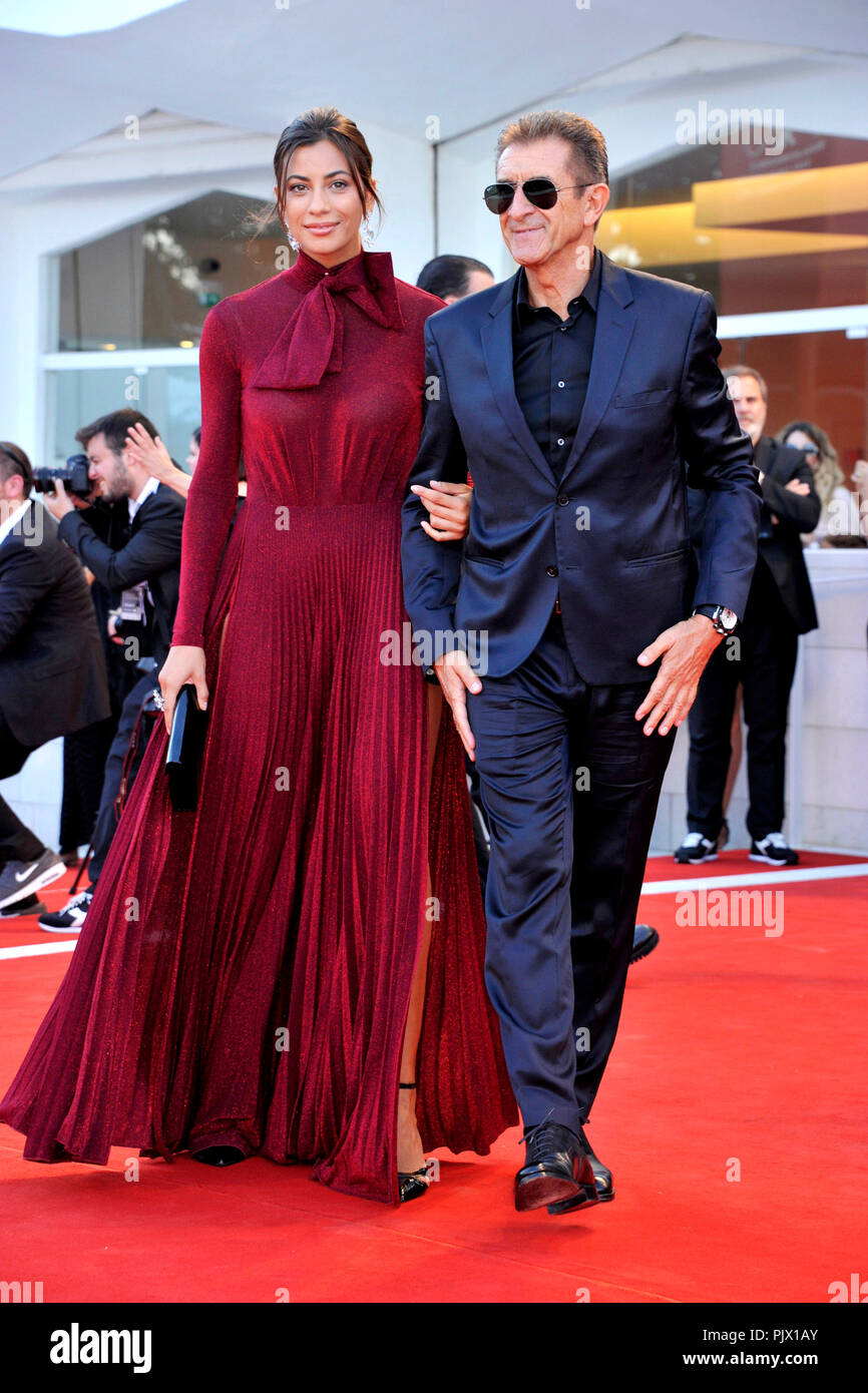 Venise, Italie. Le 8 septembre 2018. Romina Pierdomenico et Ezio Greggio assistant à la cérémonie de remise des prix du 75e Festival International du Film de Venise au Palazzo del Casino sur Septembre 09, 2018 à Venise, Italie Crédit : Geisler-Fotopress GmbH/Alamy Live News Banque D'Images