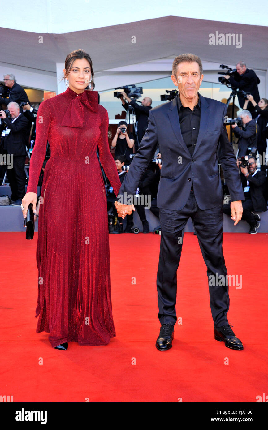 Venise, Italie. Le 8 septembre 2018. Romina Pierdomenico et Ezio Greggio assistant à la cérémonie de remise des prix du 75e Festival International du Film de Venise au Palazzo del Casino sur Septembre 09, 2018 à Venise, Italie Crédit : Geisler-Fotopress GmbH/Alamy Live News Banque D'Images