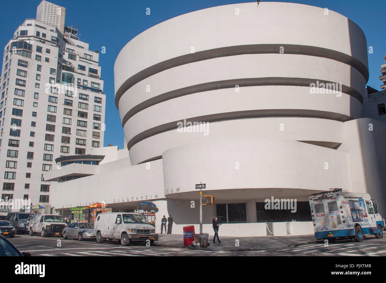 13 Apr 2016 - New York, USA : Musée Solomon R. Guggenheim sur la 5e Avenue. Banque D'Images