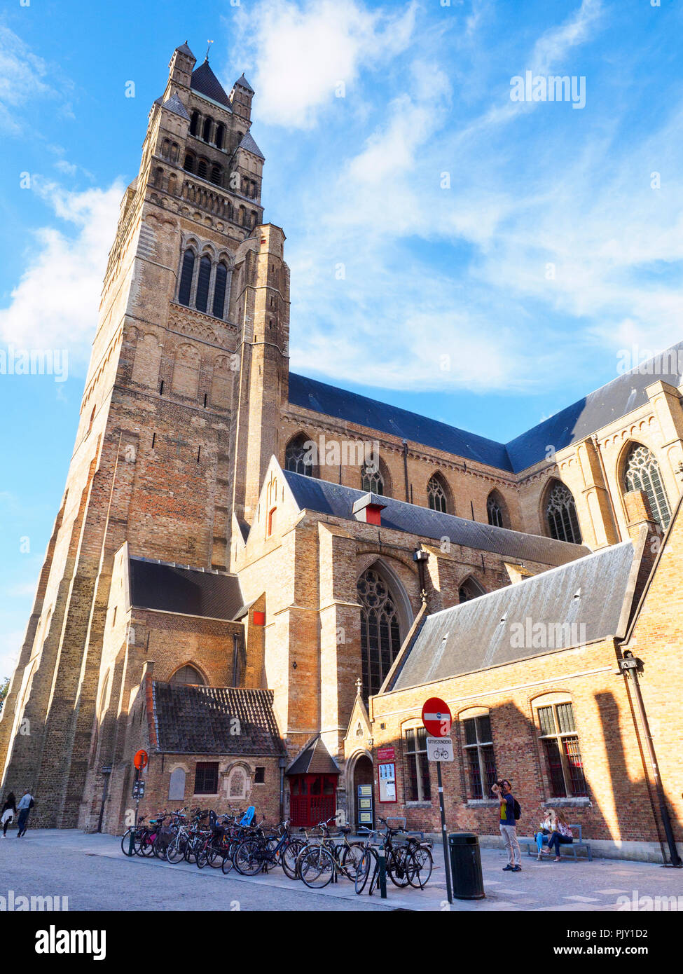 La cathédrale Saint-Salvator (Sint-Salvatorskathedraal) - Bruges, Belgique Banque D'Images