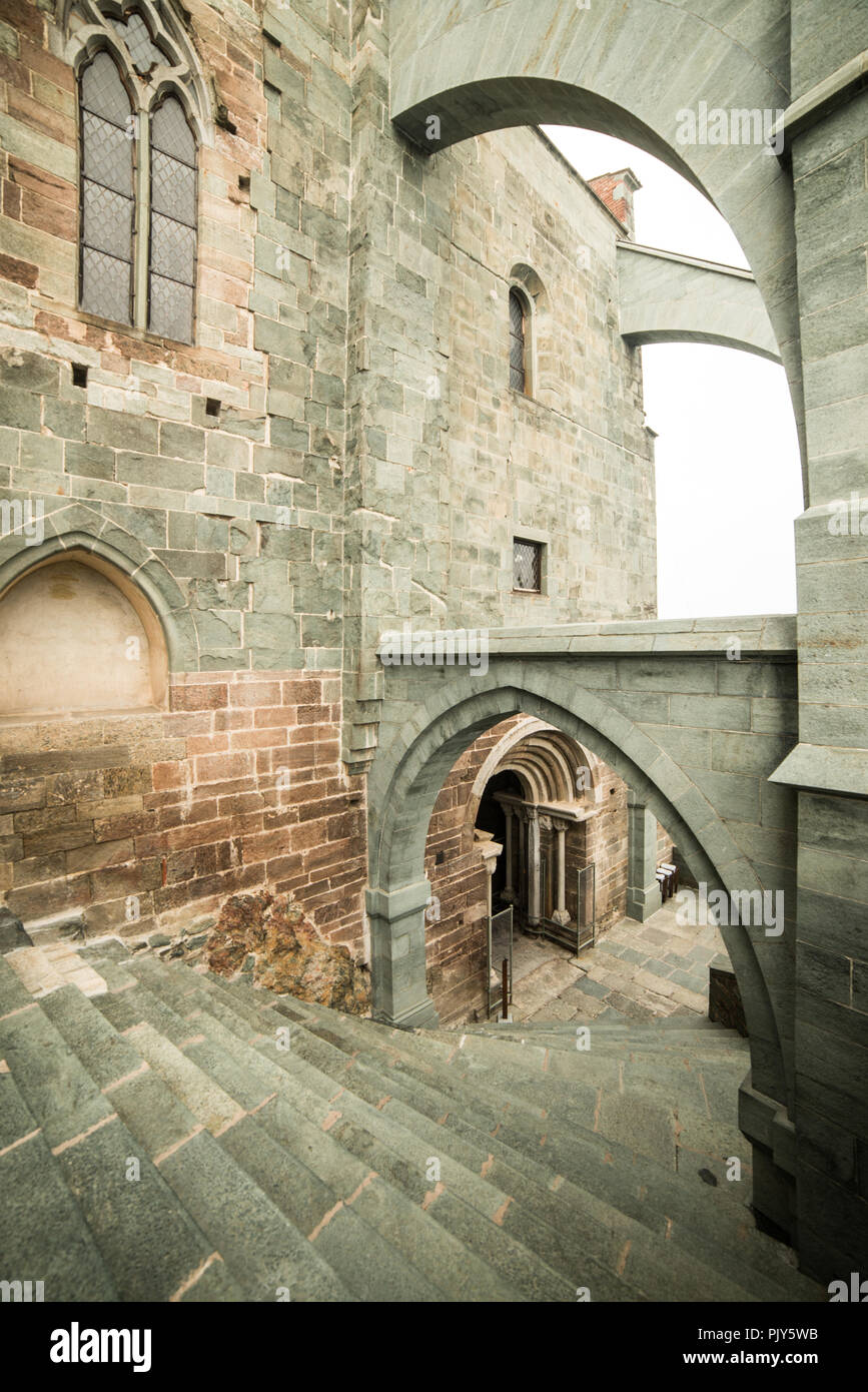 Sacra di San Michele, Torino. En dehors de l'église Banque D'Images