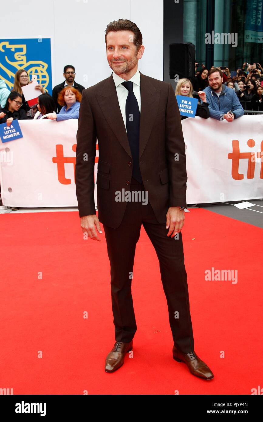 Toronto, Canada. Sep 9, 2018. Bradley Cooper au hall des arrivées pour UNE ÉTOILE EST NÉE Gala d'avant-première au Festival International du Film de Toronto 2018, Roy Thomson Hall, Toronto, Canada le 9 septembre 2018. Credit : JA/Everett Collection/Alamy Live News Banque D'Images