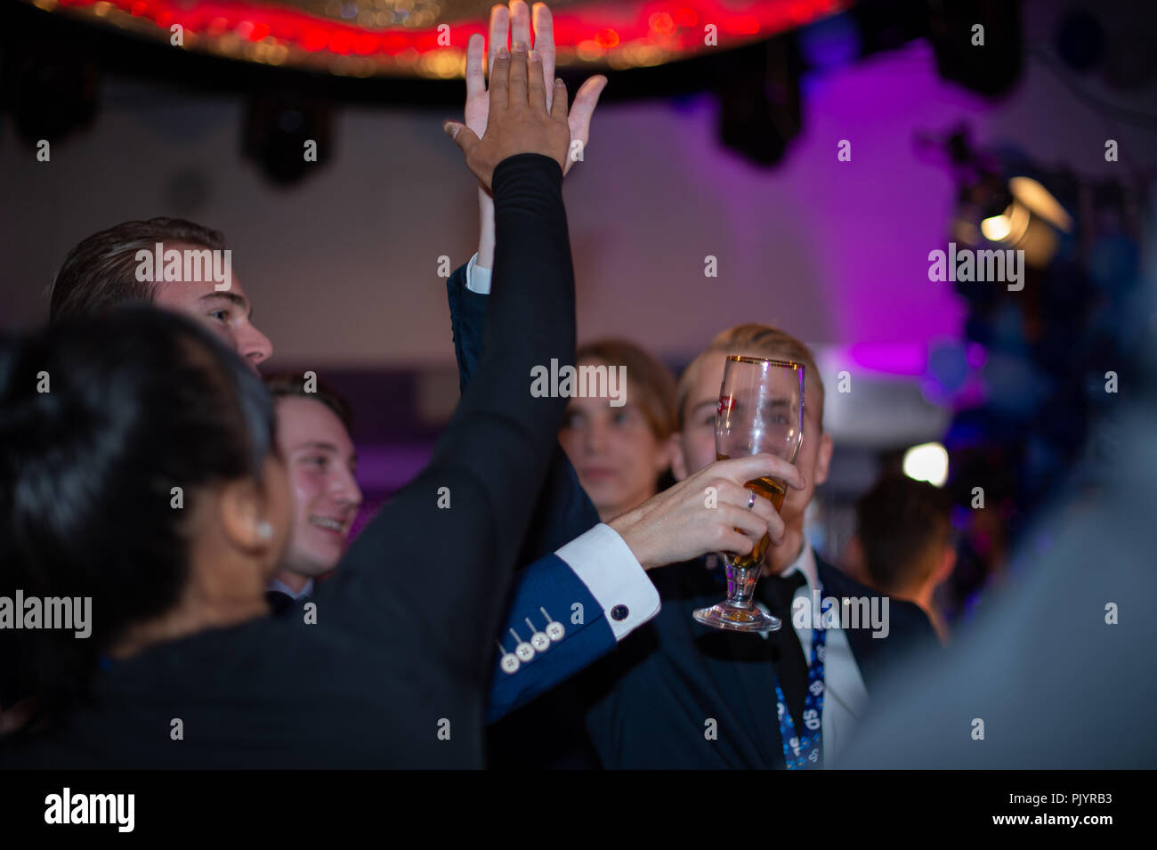 Stockholm, Suède, le 9 septembre 2018. Élection générale 2018 suédois. Election Night Watch pour la Suède Parti démocrate (SD) dans le centre de Stockholm, en Suède. Credit : Barbro Bergfeldt/Alamy Live News Banque D'Images