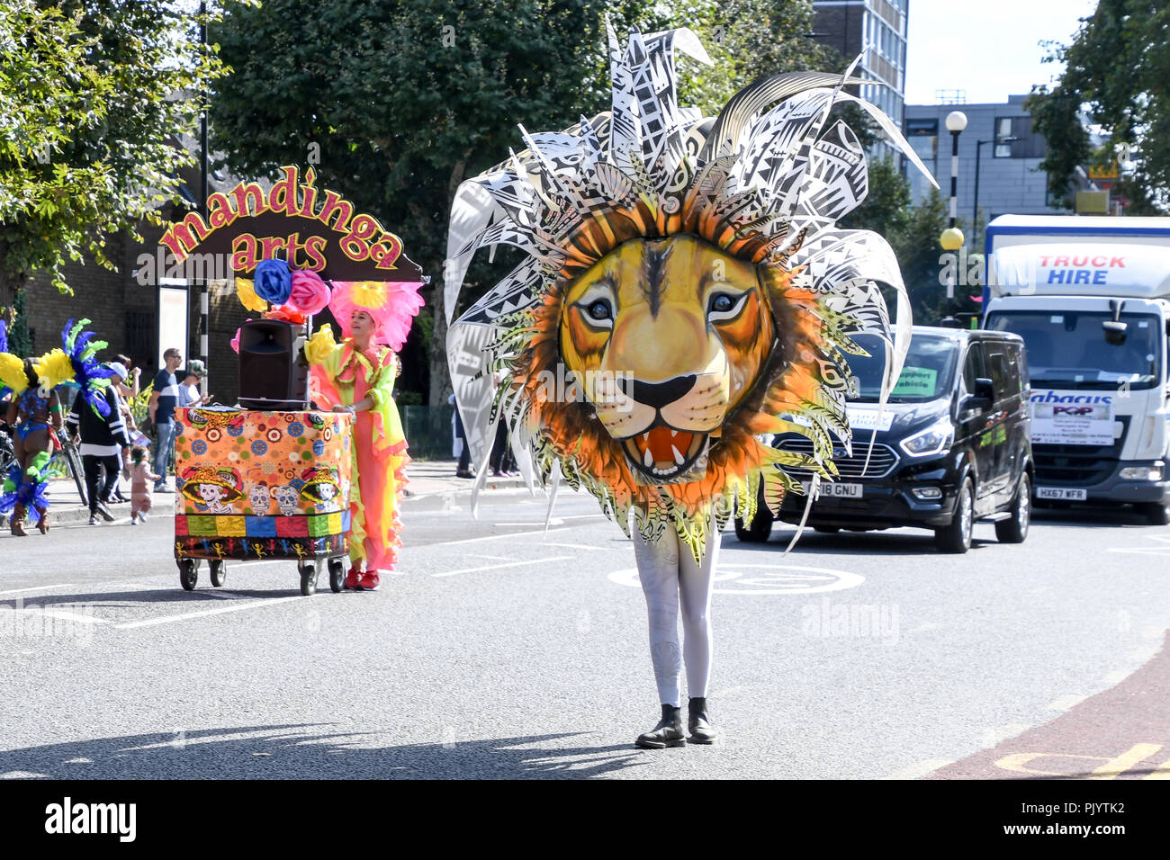 Londres, Royaume-Uni. 9 septembre 2018. Des centaines de regarder le défilé de la parade annuelle 2018 Carnaval de Hackney, le 9 septembre 2018, Londres, Royaume-Uni : Crédit photo Capital/Alamy Live News Banque D'Images