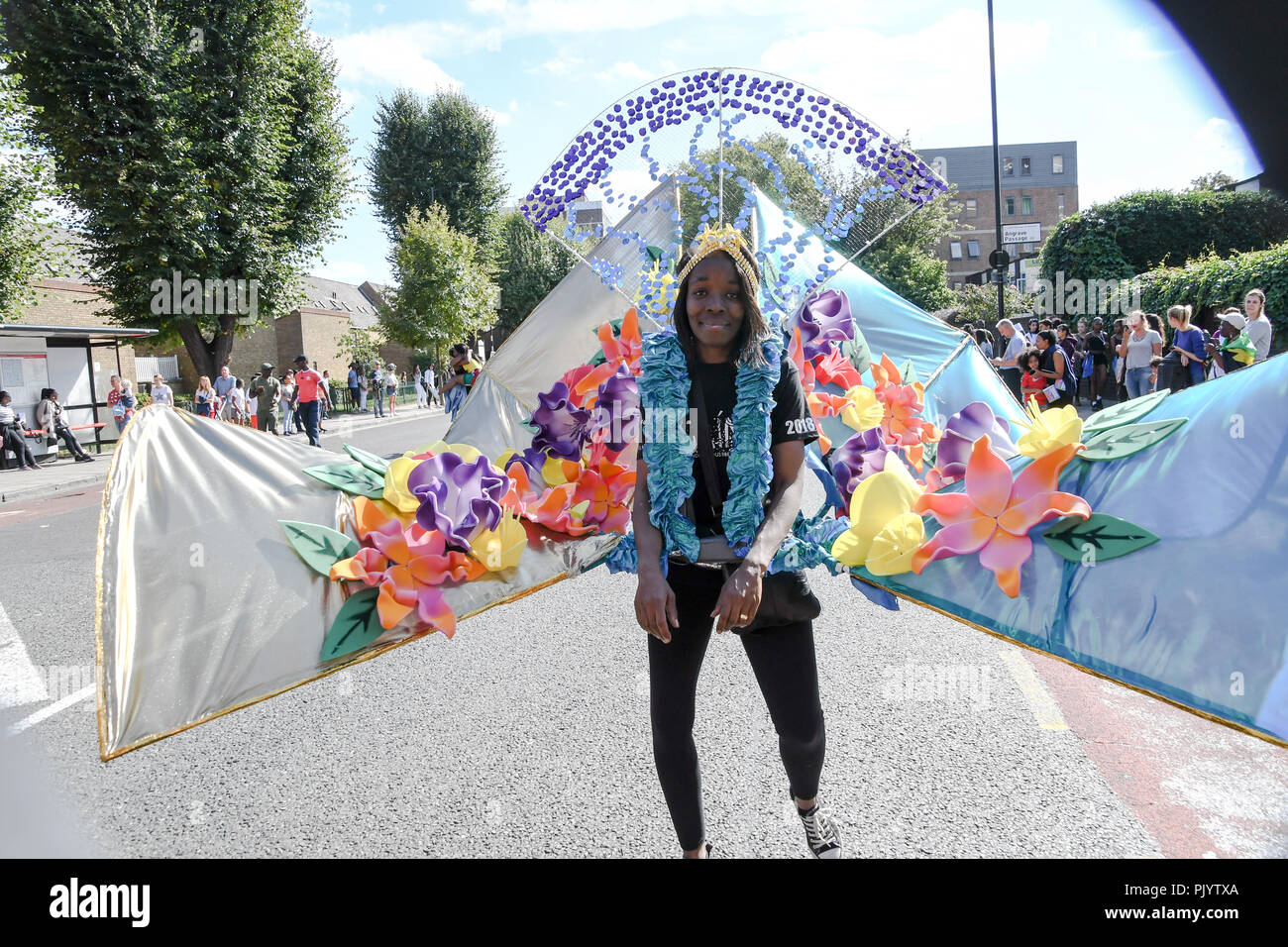 Londres, Royaume-Uni. 9 septembre 2018. Des centaines de regarder le défilé de la parade annuelle 2018 Carnaval de Hackney, le 9 septembre 2018, Londres, Royaume-Uni : Crédit photo Capital/Alamy Live News Banque D'Images