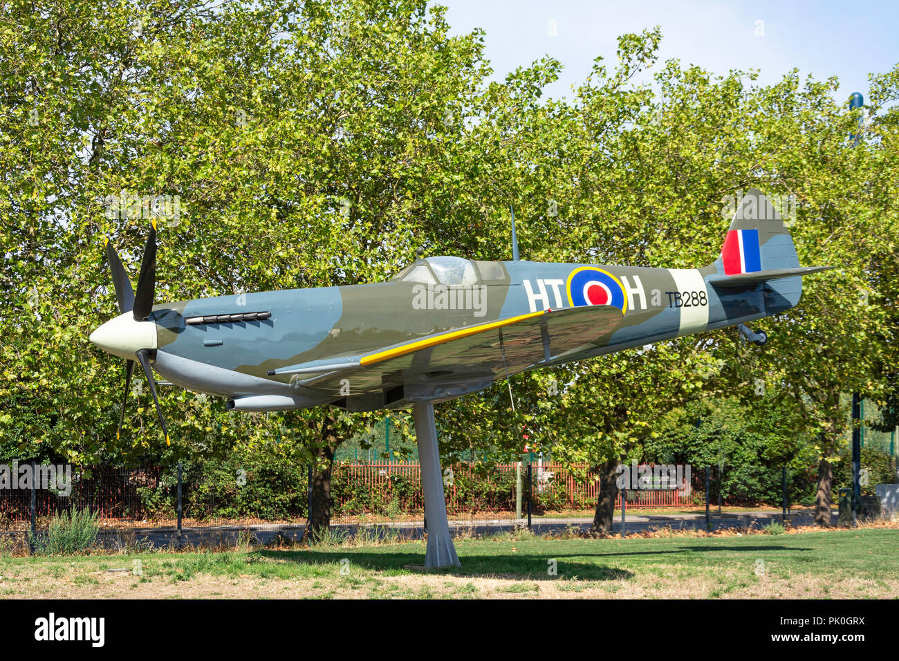 Chasseur Spitfire de la Royal Air Force Museum, Grahame Park Way, Colindale, Région de Barnet, Greater London, Angleterre, Royaume-Uni Banque D'Images