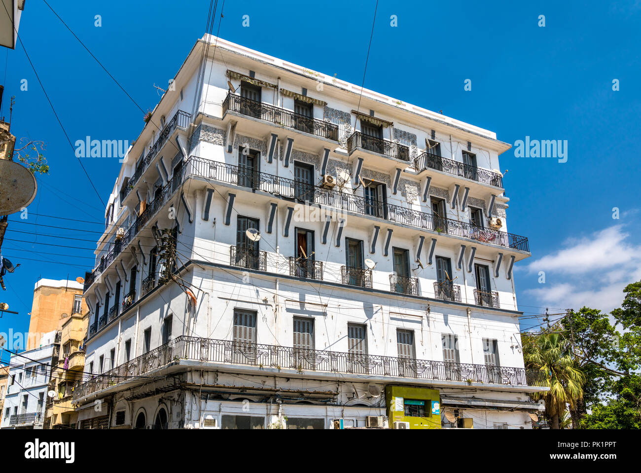 Bâtiment colonial français à Oran, une ville importante en Algérie Banque D'Images