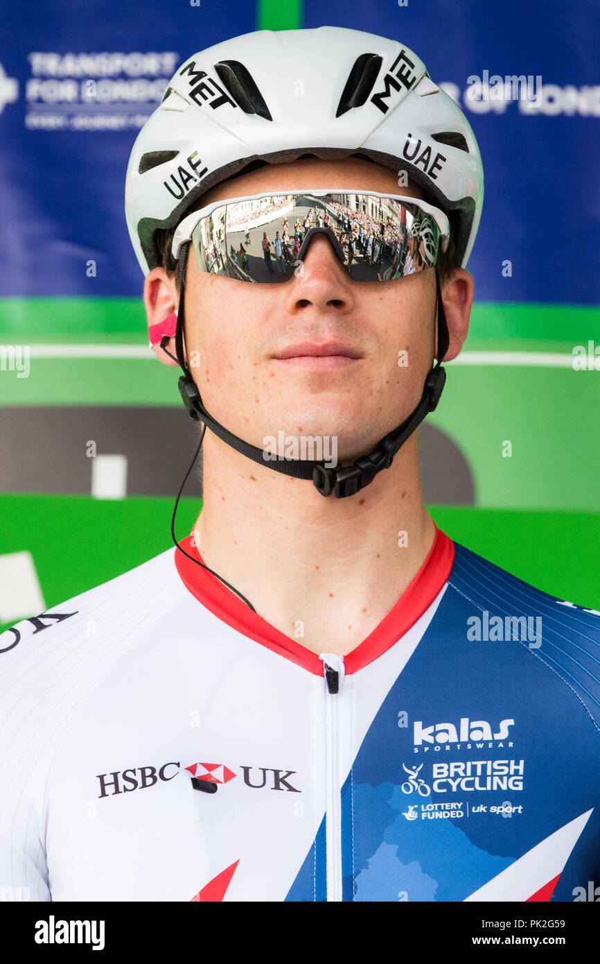 Londres, Royaume-Uni. 9 Septembre, 2018. La société britannique Fred Wright est présenté avant la 77km London (Etape 8) l'Énergie de l'OVO Tour of Britain cycliste. Credit : Mark Kerrison/Alamy Live News Banque D'Images