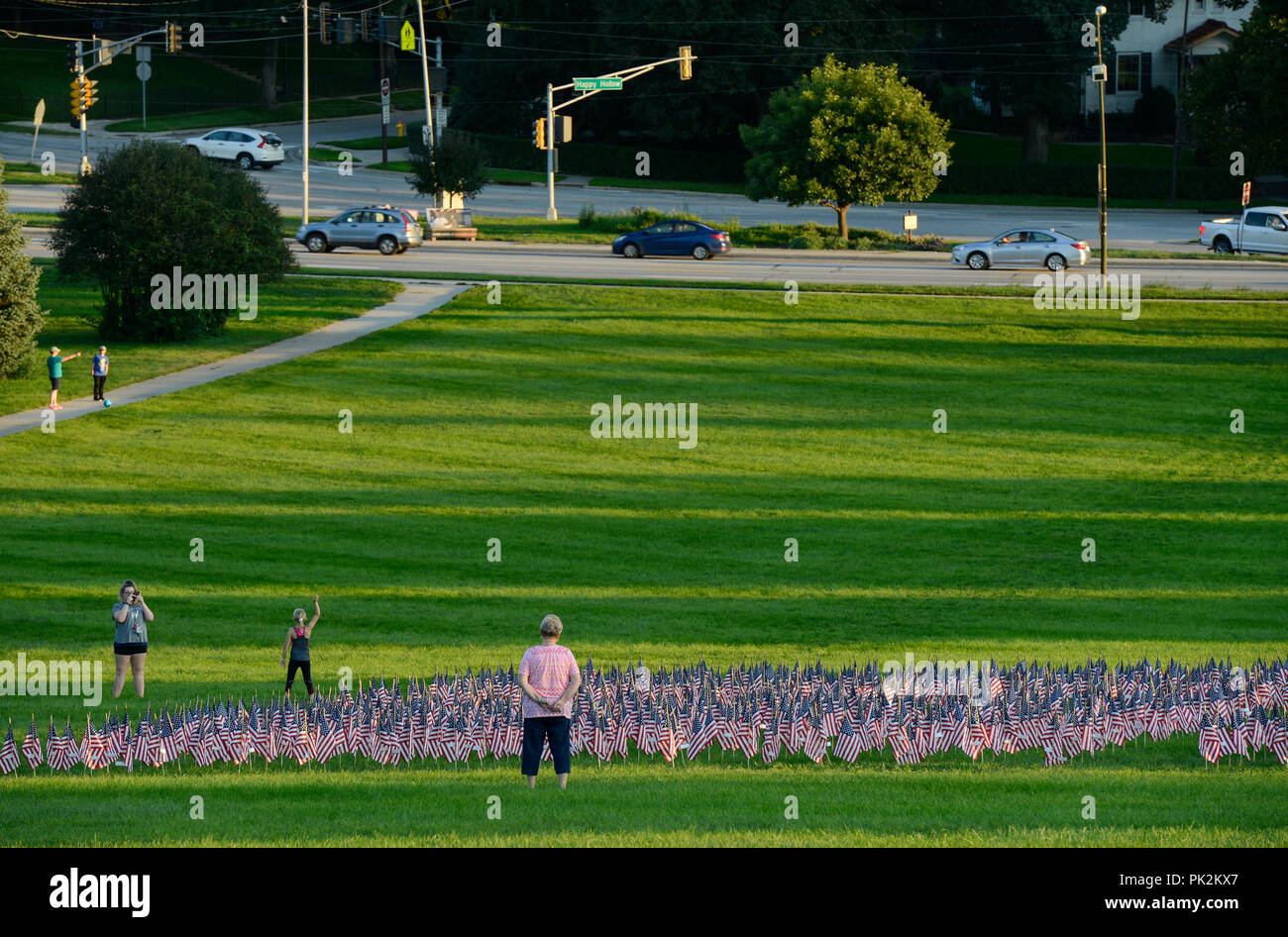 Omaha, Nebraska, USA. 10 Septembre, 2018. Hommage de drapeaux pour la mémoire des victimes de l'attaque terroriste du 11 septembre 2001, 11 septembre 2001 au World Trade Center de New York, ground zero Crédit : Joerg Boethling/Alamy Live News Banque D'Images