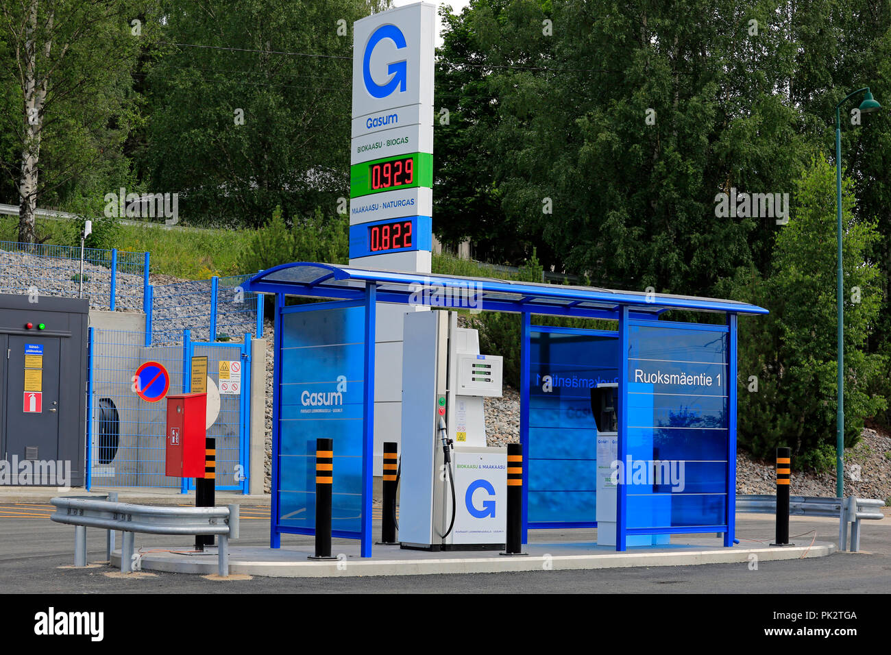 Gnl, gaz naturel liquéfié et le biogaz distributeur pour véhicules à gaz naturel à la station de remplissage Gasum à Salo, Finlande - le 13 juillet 2018. Banque D'Images