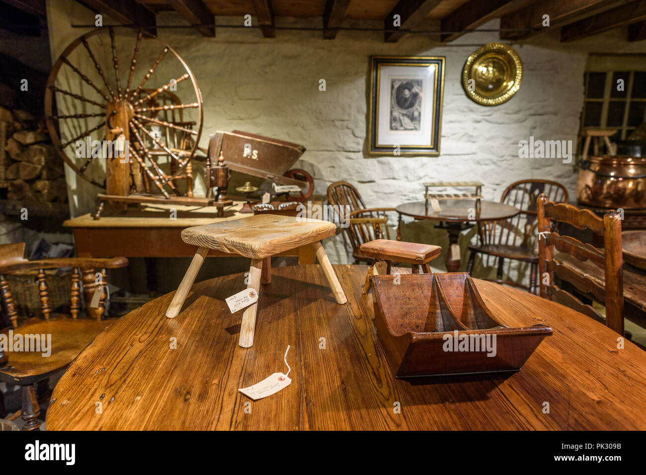 Maison à vendre à la chambre d'un ancien bâtiment en pierre dans le Yorkshire. Banque D'Images
