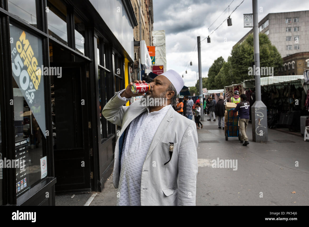 Whitechapel Road, scène de rue, est de Londres. Angleterre, Royaume-Uni Banque D'Images