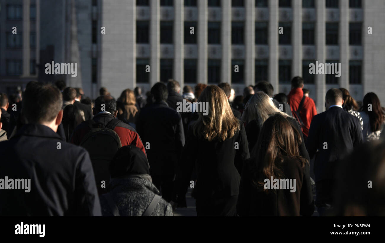 Grande foule de piétons non identifiables à Londres 29 Banque D'Images