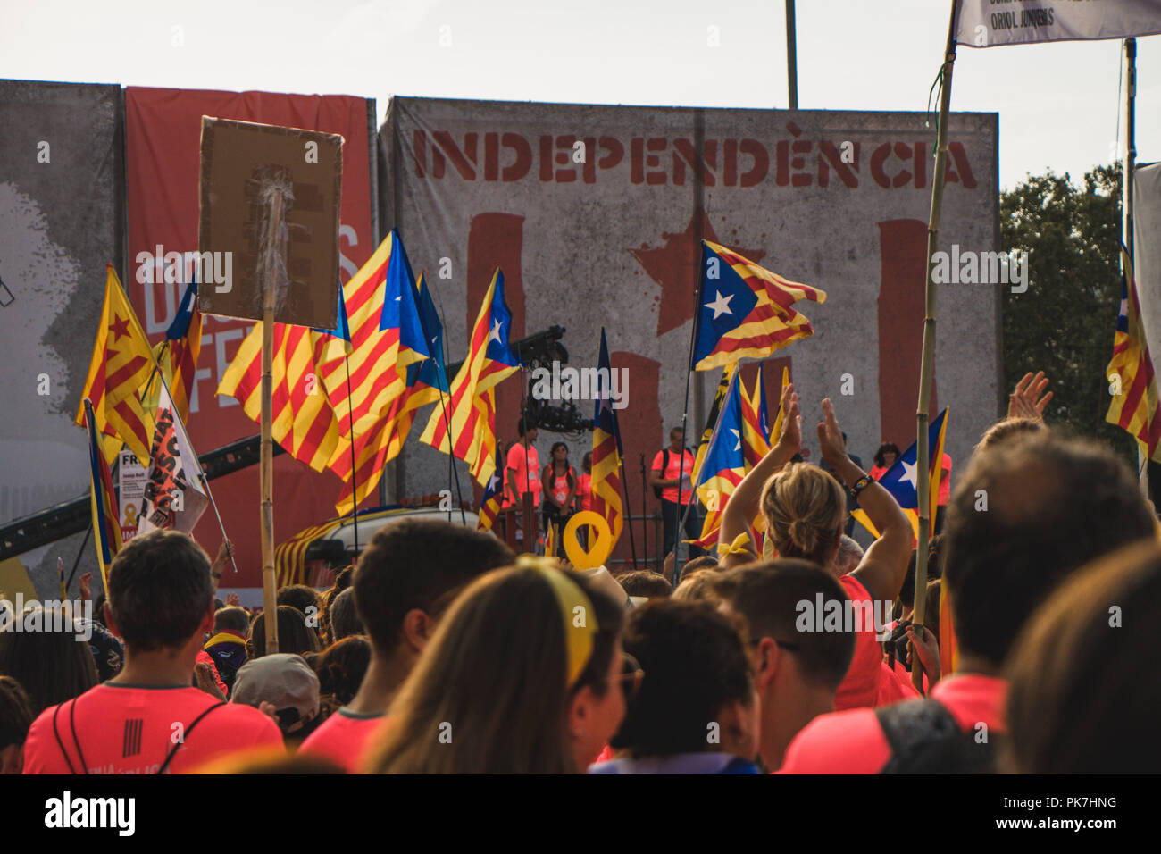 Barcelone, Espagne. 11 Septembre, 2018. Journée nationale de Catalunya (Diada de Catalunya), mille de personnes prenant part à la manifestation Crédit : Zhuliyan Zhekov/Alamy Live News Banque D'Images