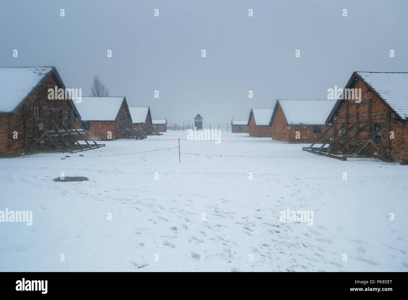 Auschwitz, Pologne - 16 Février 2018 : caserne du Auschwitz Birkenau en hiver Banque D'Images