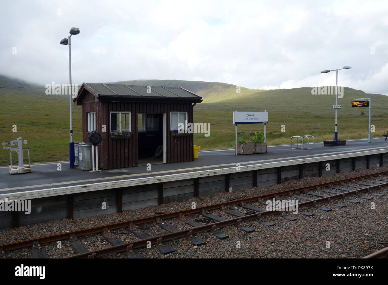 La salle d'attente à l'Corrour (Une Coire Odhar) Gare de Rannoch Moor dans les Highlands, Ecosse, Royaume-Uni. Banque D'Images