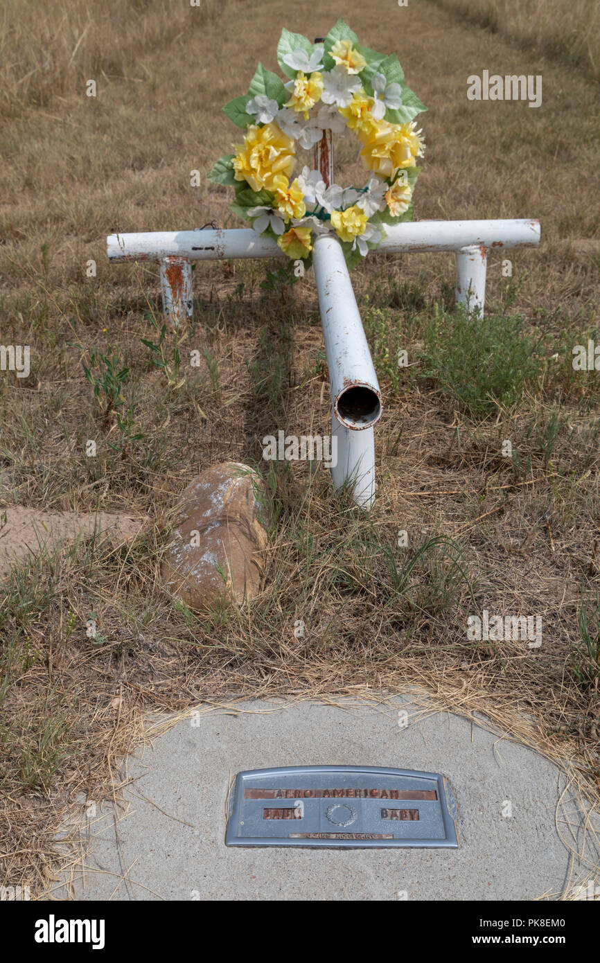 Sioux Comte New York La Tombe D Un Bebe Non Identifies A Partir De L Ancienne Ville De L Empire Le Wyoming Empire A Ete Fonde En 1908 Partie D Un Mouvement Par Photo Stock Sioux Comte New York La Tombe D Un Bebe Non Identifies A Partir De L Ancienne Ville De L Empire Le Wyoming Empire A Ete Fonde En 1908 Partie D Un Mouvement Par Photo Stock