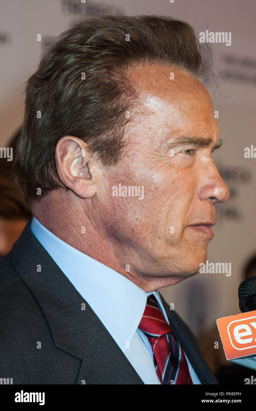 NEW YORK, NY - 22 avril 2015 : l'acteur Arnold Schwarzenegger assiste à la Tribeca Film Festival 2015 Première mondiale : 'Maggie' au BMCC Tribeca P Banque D'Images