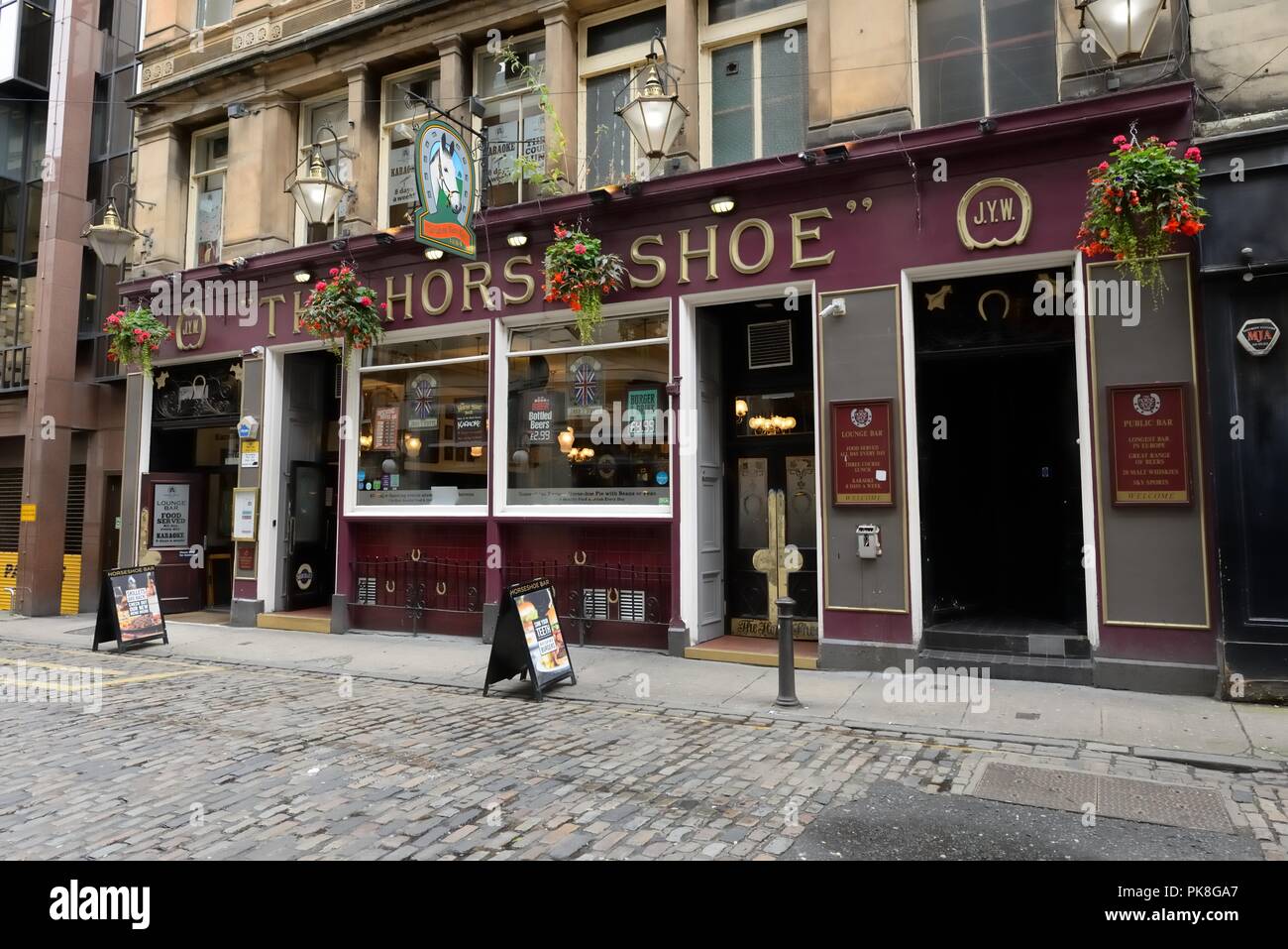 Le célèbre bar à cheval dans le Drury Street depuis 1884, Ecosse, Royaume-Uni Banque D'Images
