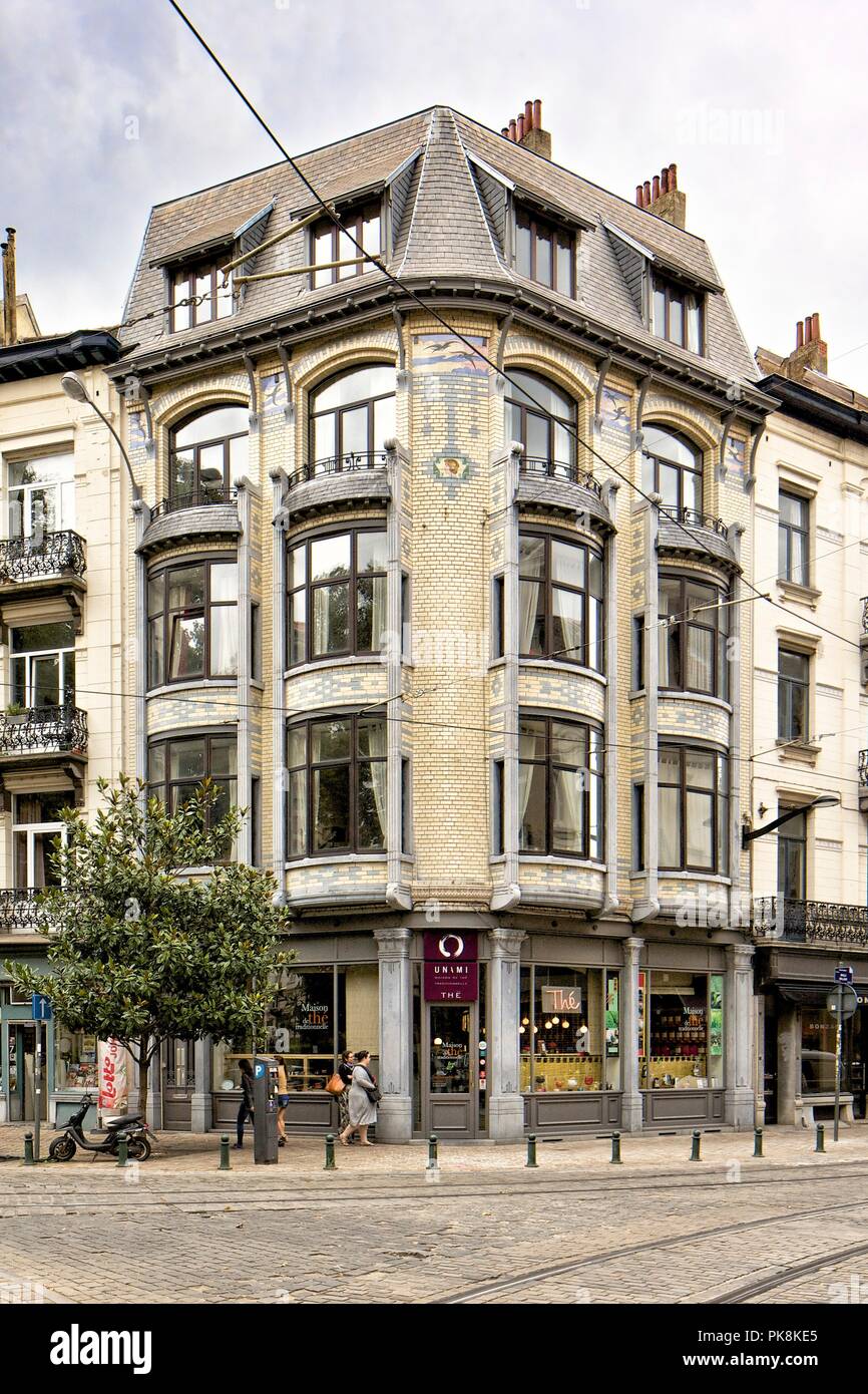 6 Parvis de la Trinité, Ixelles, Bruxelles, Belgique, (1909), c2014-2017. Artiste : Alan John Ainsworth. Banque D'Images