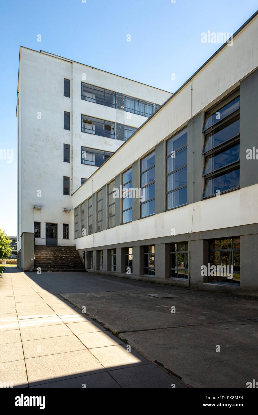 Le bâtiment du Bauhaus, Dessau, Allemagne, 2018. Artiste : Alan John Ainsworth. Banque D'Images