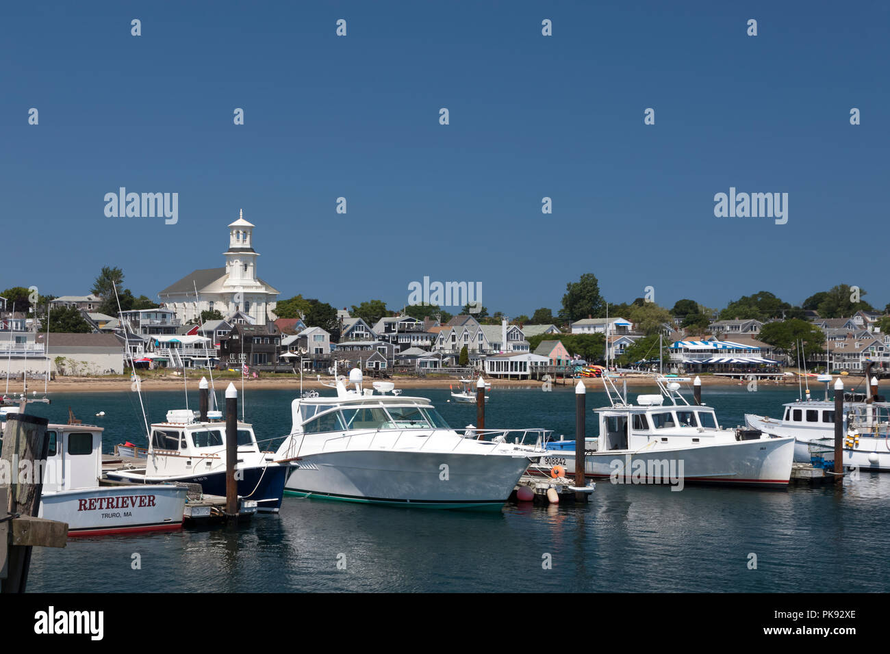 Bateaux à quai à embarcadère MacMillan à Provincetown, Massachusetts, Cape Cod, USA. Banque D'Images