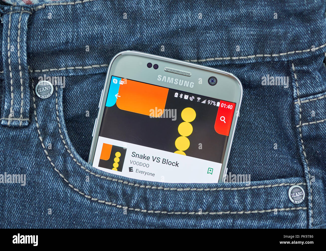 Montréal, Canada - le 8 septembre 2018 : vs Snake jeu de bloc. Bloc VS Snake est un jeu simple qui nécessite des réflexes rapides et des compétences de base en mathématiques Banque D'Images