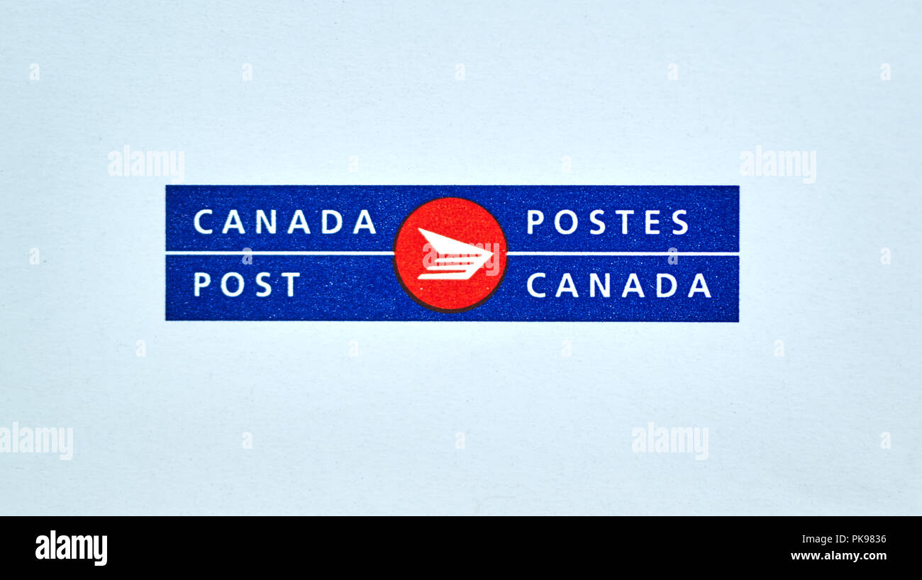 Montréal, Canada - le 30 juillet 2017 Postes Canada : logo isolé sur blanc. Postes Canada est une société d'État qui fonctionne comme le principal fonctionnement postal Banque D'Images