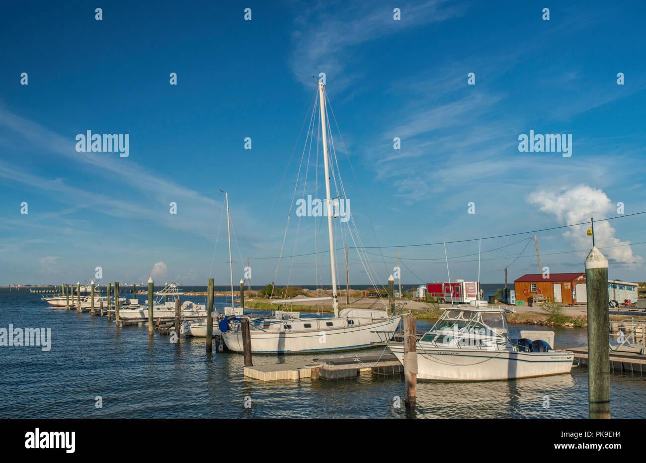 Voiliers au port de plaisance dans les débarquements nautique Port Lavaca, la Côte du Golfe, Texas, États-Unis Banque D'Images