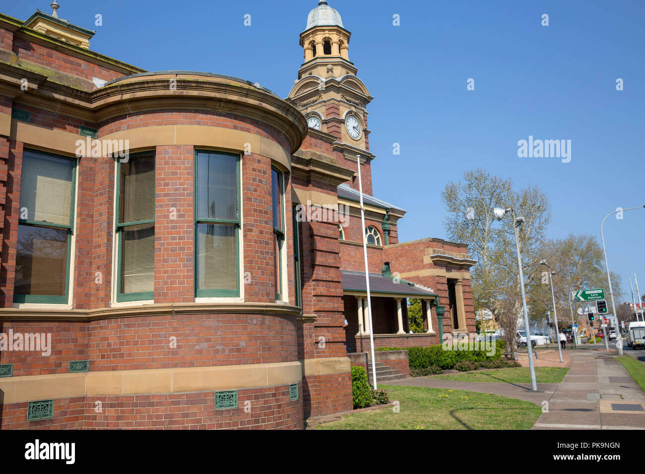 Extérieur de la Maitland historique court house building en Nouvelle Galles du Sud, Australie Banque D'Images