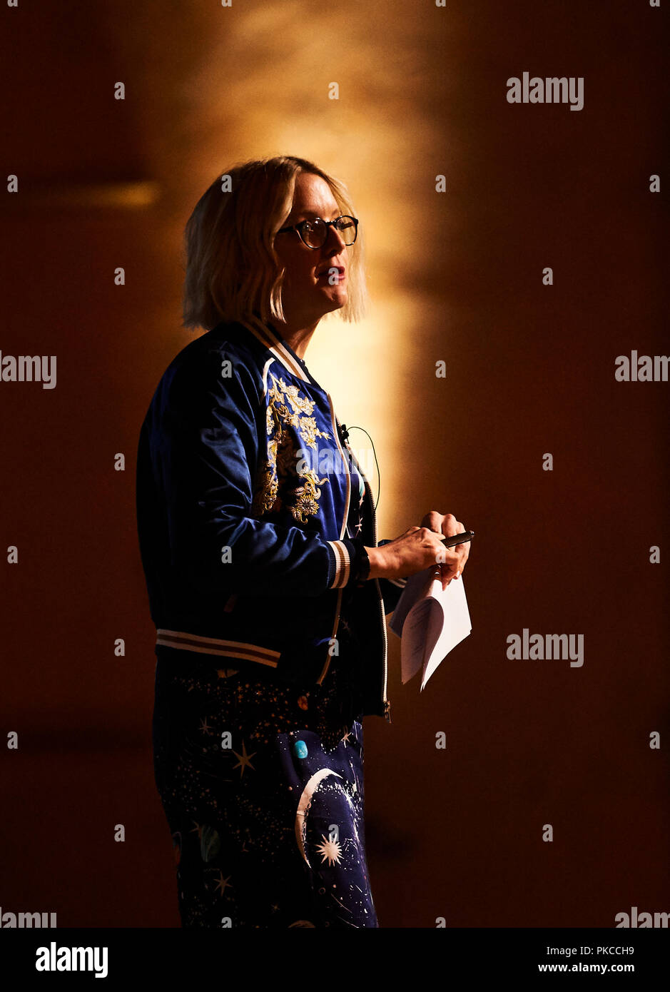 Londres, Royaume-Uni. 12Th Sep 2018. Neil Gaiman et Chris Riddle au nouveau EartHackney, Art Matters Live organisé avec brio par Lauren Laverne, 12 septembre 2018. Londres. Crédit : Thomas Bowles/Alamy Live News Banque D'Images