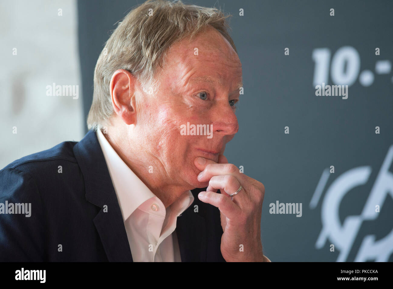 Cologne, Allemagne. Sep 11, 2018. Modérateur Wolf Dieter POSCHMANN, portrait, portrait, portrait, image unique, conférence de presse pour l'IHF Coupe du Monde de Handball 2019, le 11.09.2018 dans le Musée Olympique et Sportif Koeln, - | dans le monde entier l'utilisation de crédit : afp/Alamy Live News Banque D'Images