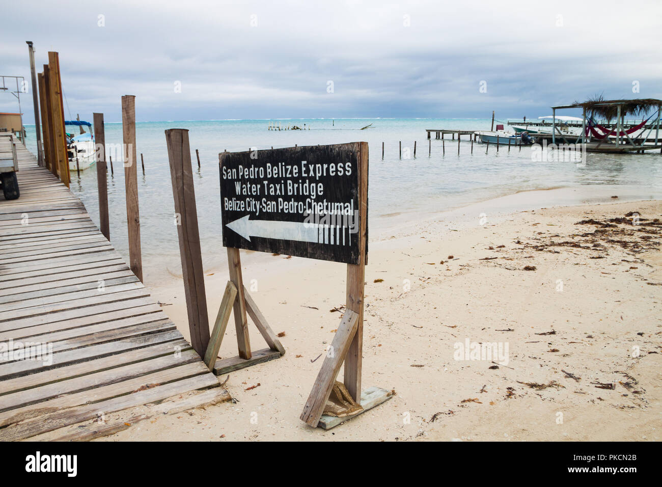 San Pedro Belize Express enseigne sur la Mer de Sable Banque D'Images