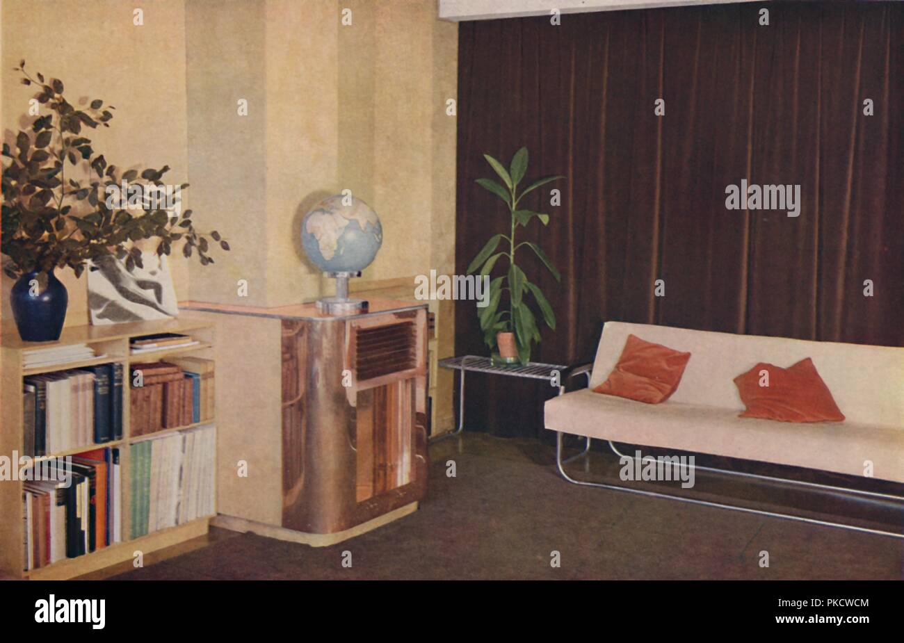 'Mr. J. C. Pritchard's salon en l'Isokon Lawn Road Appartements', 1936. Artiste : Inconnu. Banque D'Images