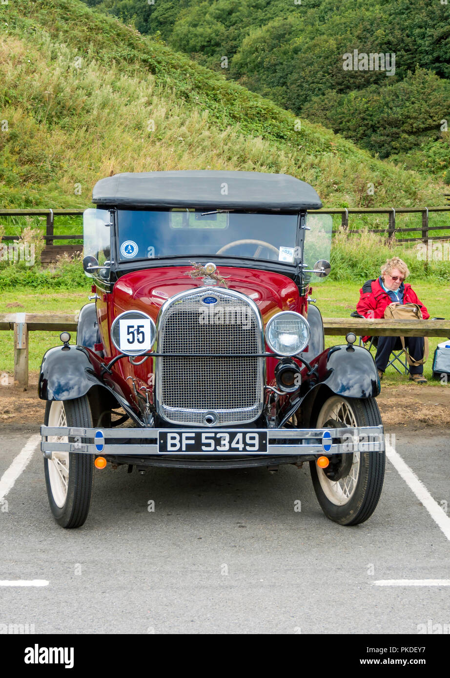 Vue frontale d'une Ford 1969 UN Phaeton motor car à un moteur historique en septembre 2018 Rassemblement à Saltburn Cleveland UK Banque D'Images