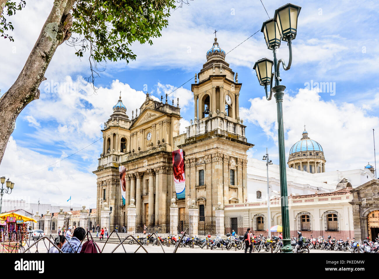 La ville de Guatemala, Guatemala - 5 septembre 2018 : Cathédrale de Guatemala City ou Cathédrale métropolitaine dans la capitale. Banque D'Images