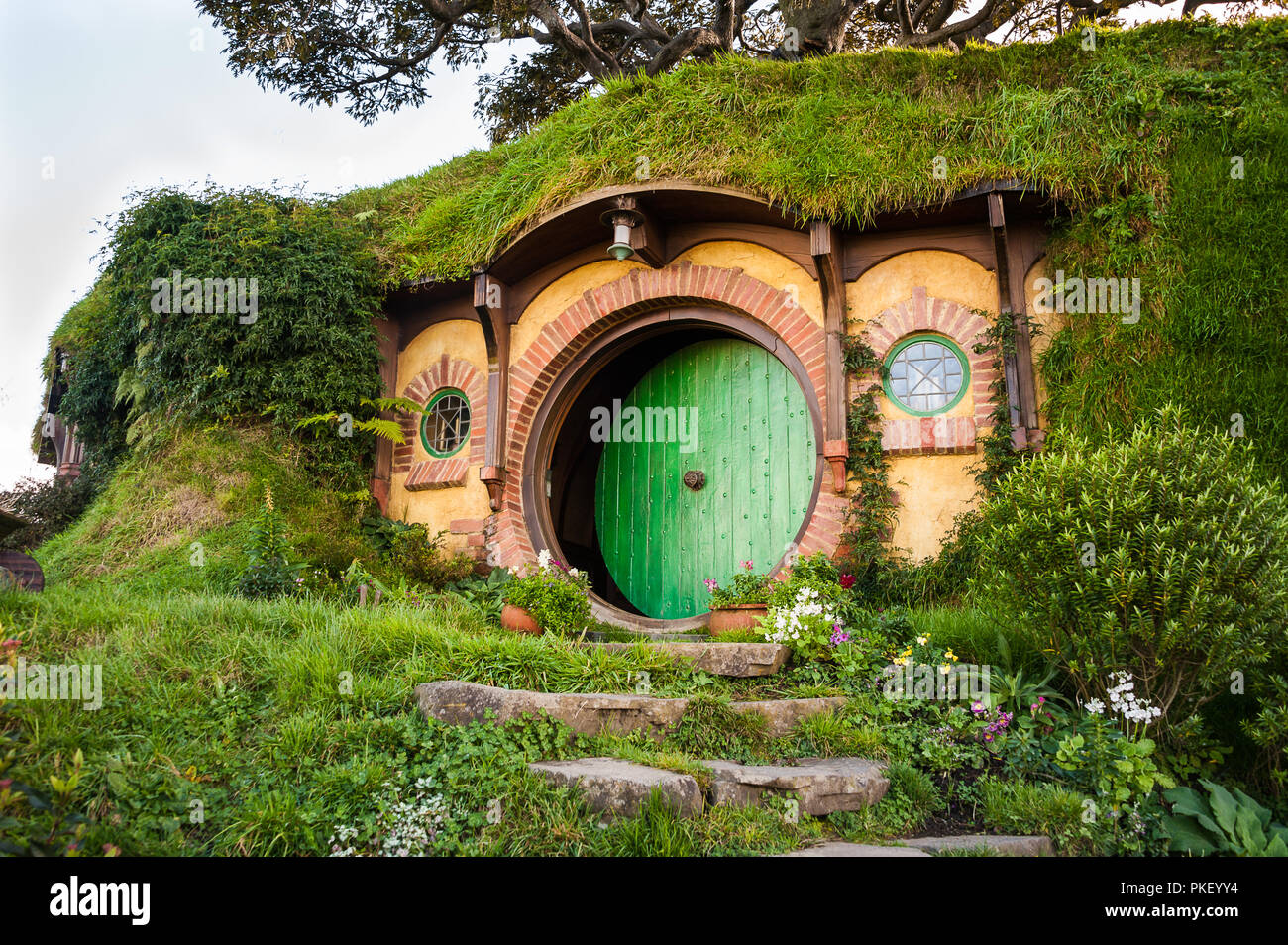 Hobbiton movie set créé au film Le Seigneur des Anneaux et Le Hobbit. Banque D'Images