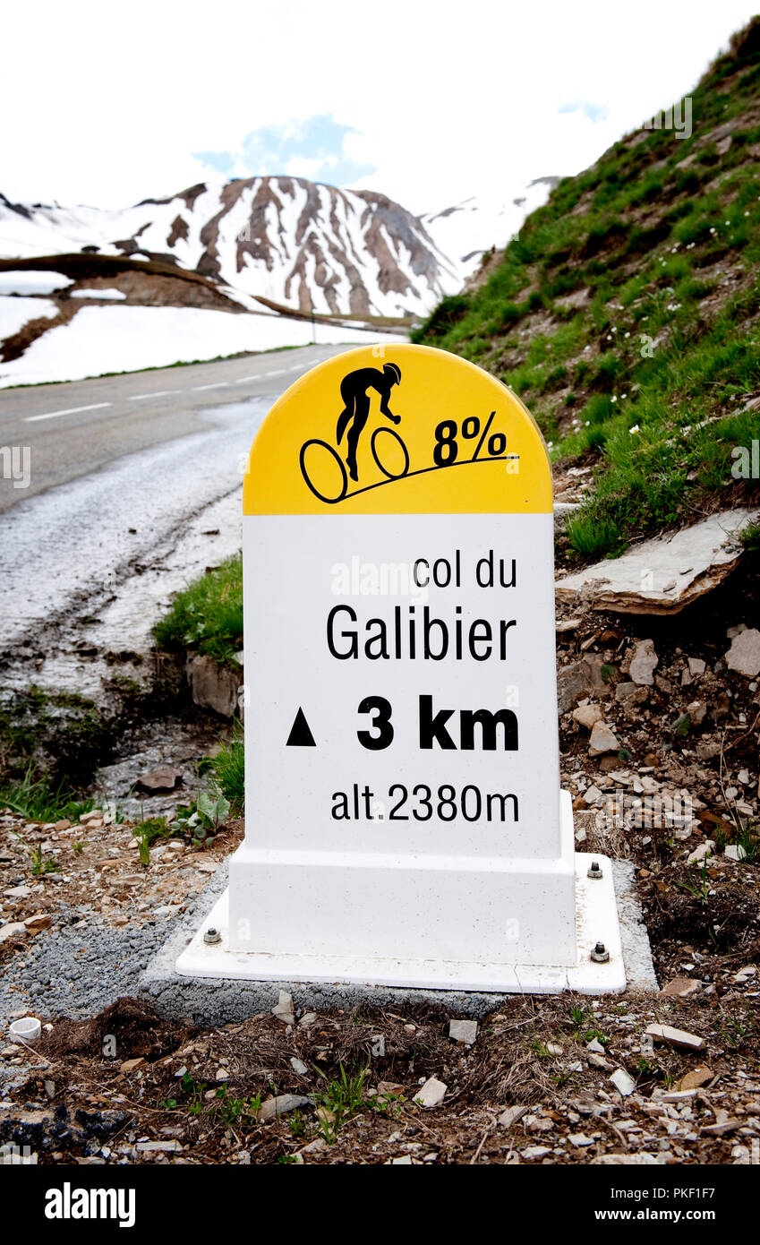 Impressions des Alpes françaises depuis le Col du Galibier, dans les Hautes Alpes (France, 14/06/2010) Banque D'Images