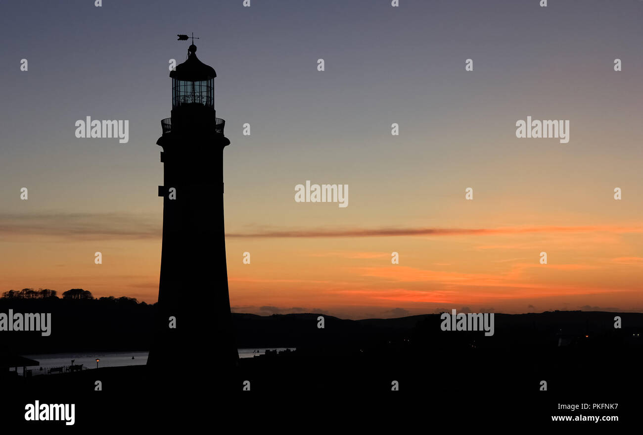 Le coucher du soleil, Smeaton's Tower, Plymouth, Devon Banque D'Images