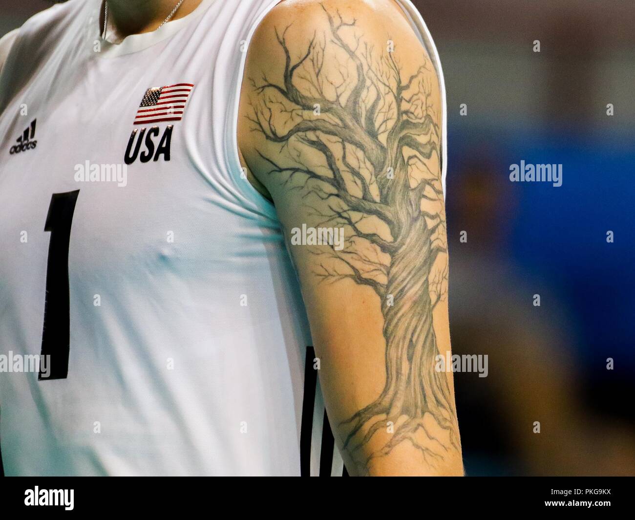 Bari (Italie), 13 Septembre 2018 : Anderson tattoo détail pendant le bassin  C correspondent à l'Australie contre l'USA au volleyball FIVB Championnat  du monde masculin 2018. Credit : NICOLA MASTRONARDI/Alamy Live News