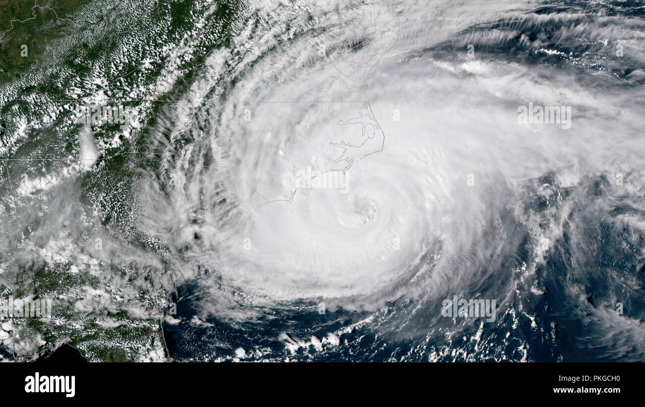 Vue - Vue depuis le satellite GOES-East de l'ouragan Florence la côte Est des États-Unis le 13 septembre 2018, dans l'orbite de la Terre. Credit : Planetpix/Alamy Live News Banque D'Images