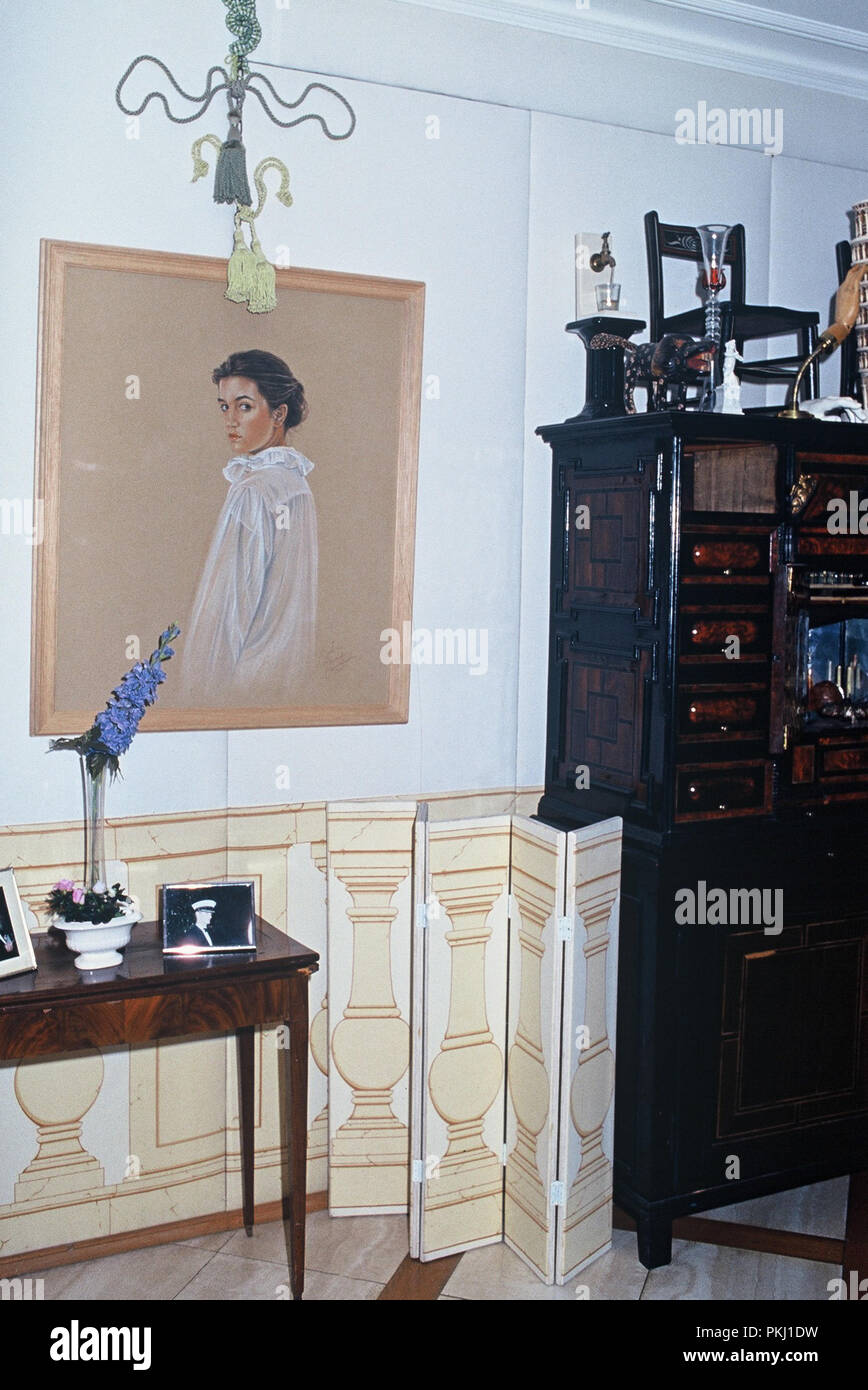 Im Haus des Familiensitz der Bismarcks Schloss Friedrichsruh nahe Hamburg, Deutschland 2006. Dans la chambre de la résidence familiale du château de Bismarck Friedrichsruh près de Hambourg, Allemagne 2006. Banque D'Images