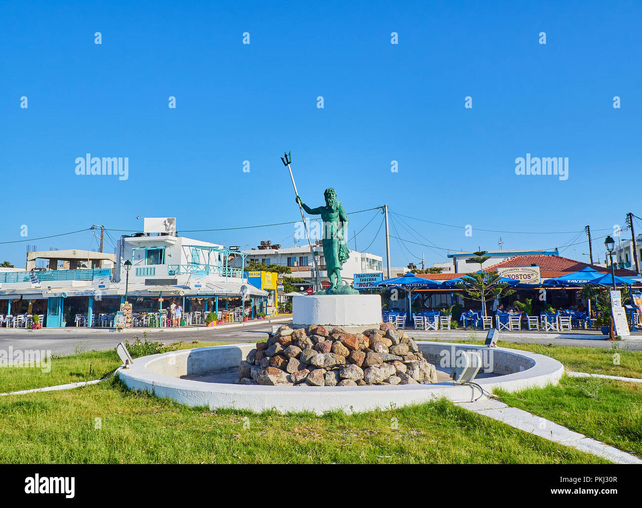 Statue de Neptune dans le village de Mastichari. L'île grecque de Kos, Grèce, région sud de la Mer Egée. Banque D'Images